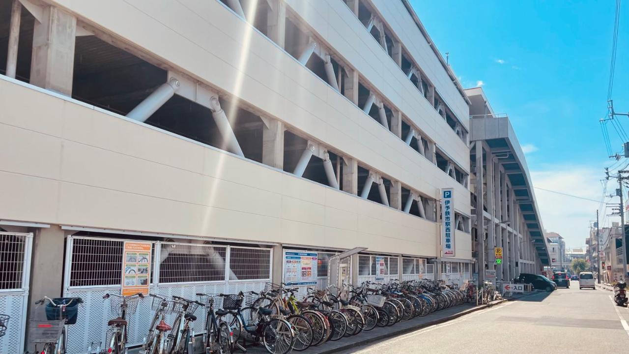 Ref Matsuyama City Station By Vessel Hotels Esterno foto