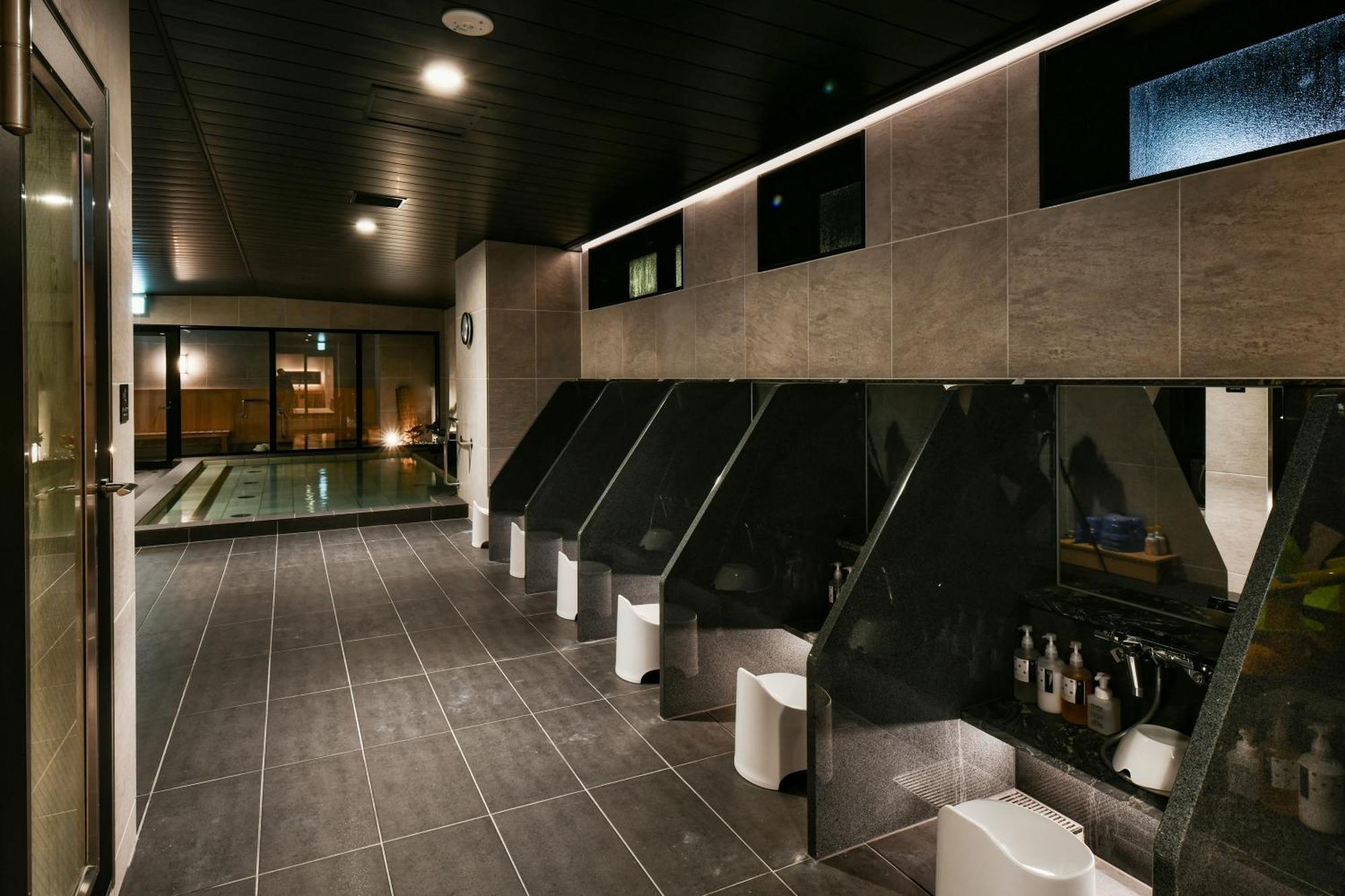 Ref Matsuyama City Station By Vessel Hotels Esterno foto
